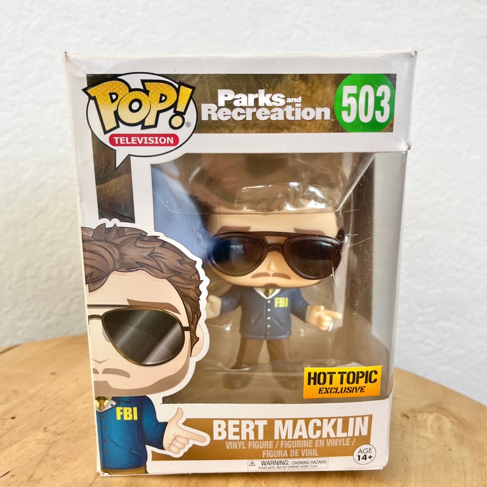 Funko Pop! Parks and Recreation Bert Macklin #503 - Blue Jacket